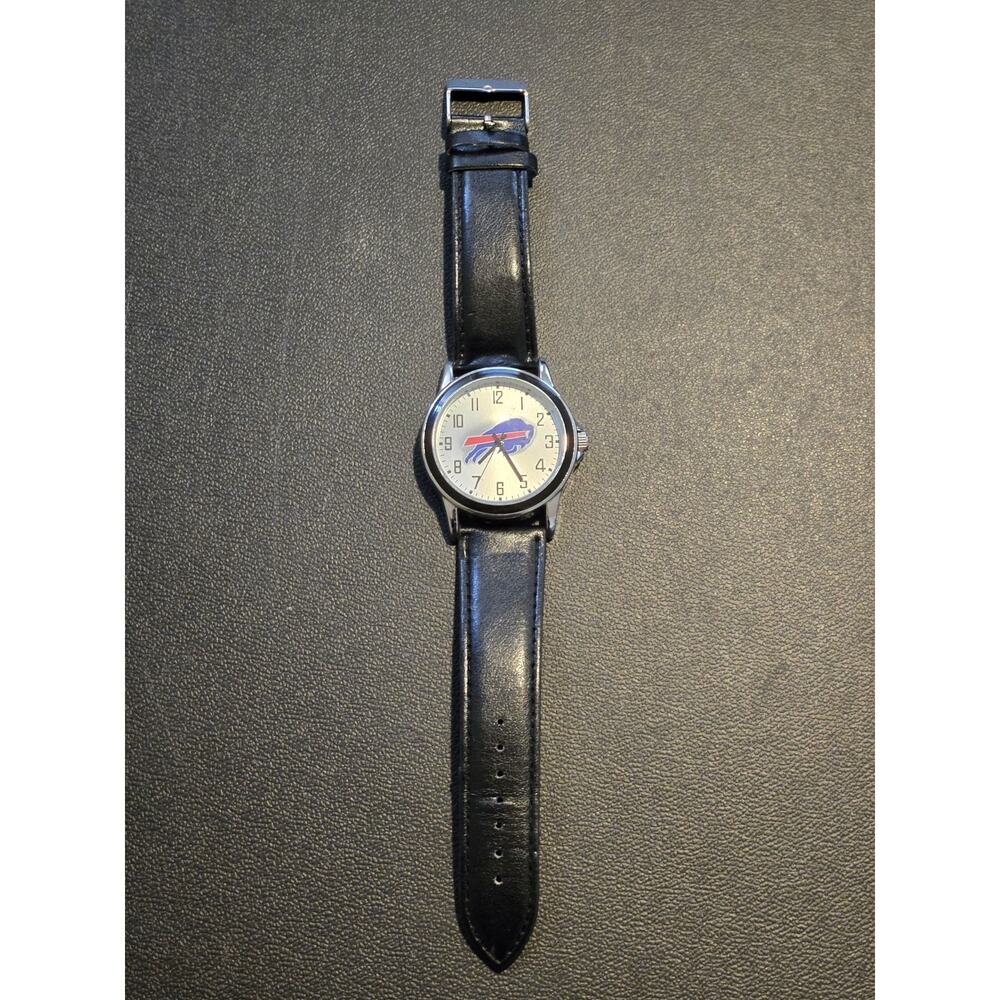 Buffalo Bills Watch Mens Black Leather Strap Analog Team Logo Silver Case NFL